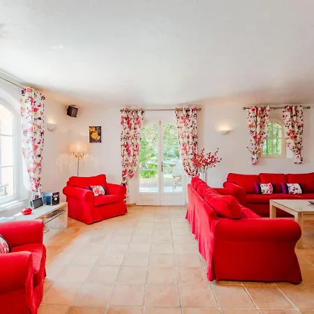 La Bastide Rose By Interhome بيت للعطل