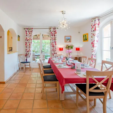 La Bastide Rose By Interhome سانت ماكسيم