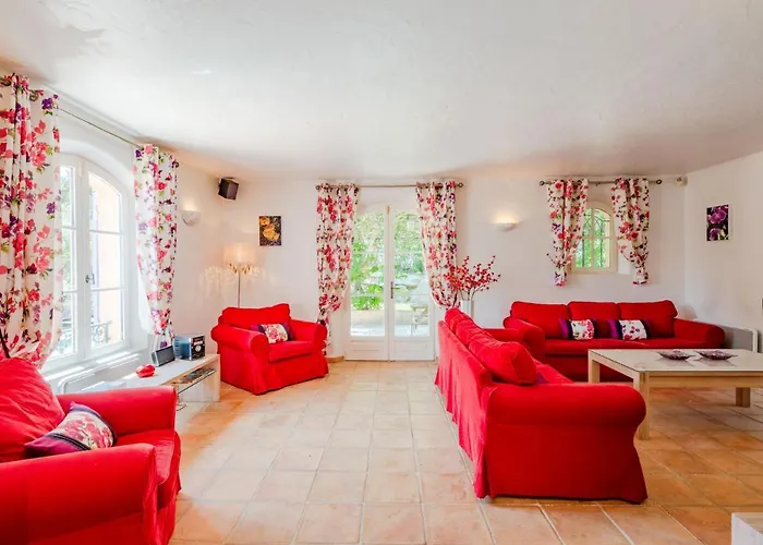La Bastide Rose By Interhome بيت للعطل