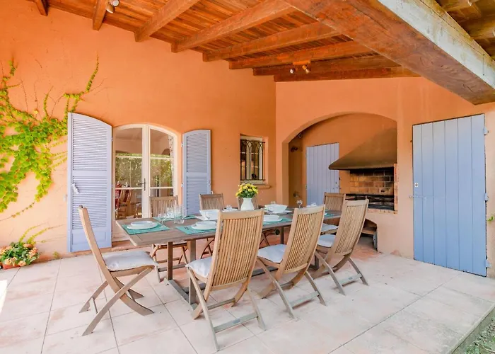 La Bastide Rose By Interhome بيت للعطل